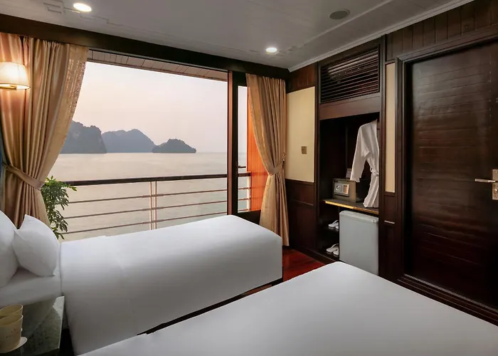 Milalux Cruises  *